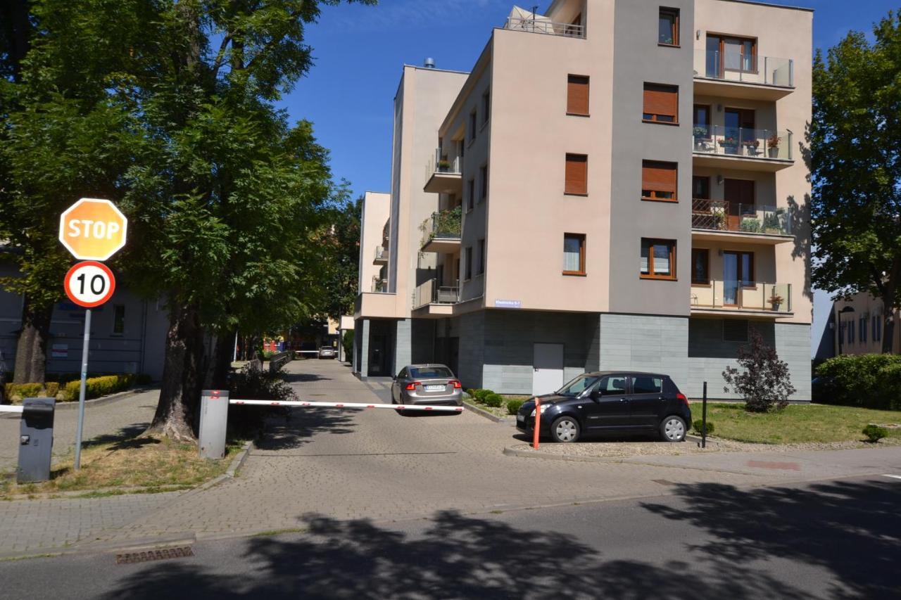 Apartament Bursztynowy Z Garazem -Centrum Gliwic Gliwice Exterior foto