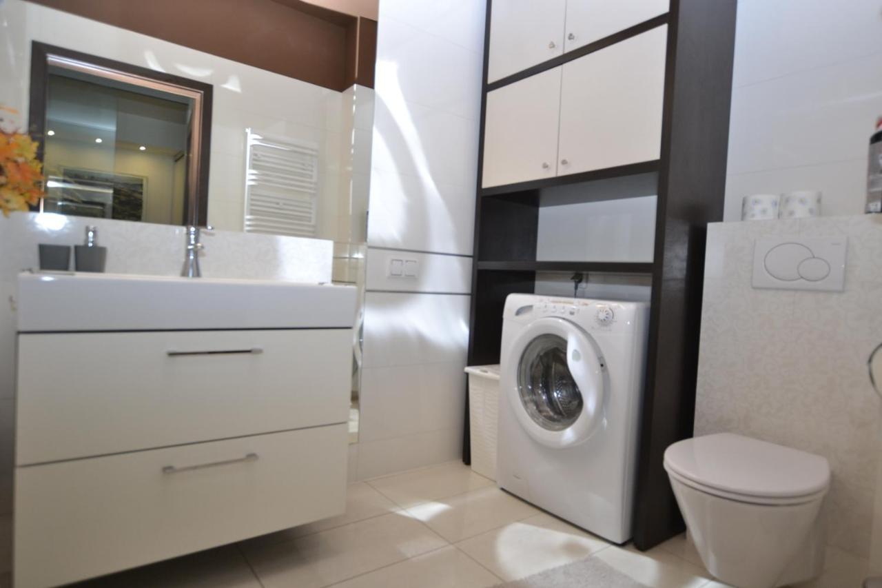 Apartament Bursztynowy Z Garazem -Centrum Gliwic Gliwice Exterior foto